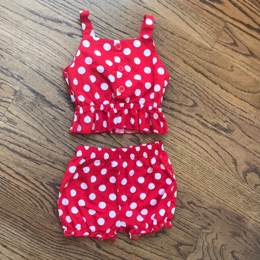 DISNEY OUTFIT!! The absolute CUTEST outfit for DISNEY, ever. Size 3T